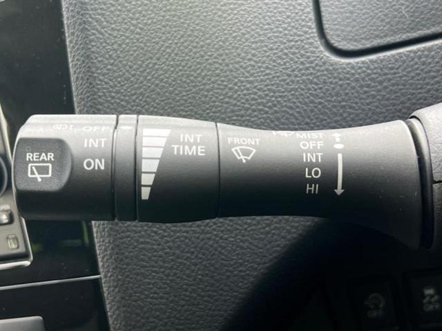 セレナ ４ＷＤハイウェイスターＶセレクションプラスセーフティ　新品タイヤ／保証書／純正　ＳＤナビ／衝突安全装置／両側電動スライドドア／車線逸脱防止支援システム／ヘッドランプ　ＬＥＤ／Ｂｌｕｅｔｏｏｔｈ接続／ＥＴＣ／ＥＢＤ付ＡＢＳ／横滑り防止装置　バックカメラ（17枚目）