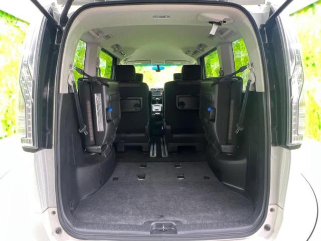 セレナ ４ＷＤハイウェイスターＶセレクションプラスセーフティ　新品タイヤ／保証書／純正　ＳＤナビ／衝突安全装置／両側電動スライドドア／車線逸脱防止支援システム／ヘッドランプ　ＬＥＤ／Ｂｌｕｅｔｏｏｔｈ接続／ＥＴＣ／ＥＢＤ付ＡＢＳ／横滑り防止装置　バックカメラ（21枚目）