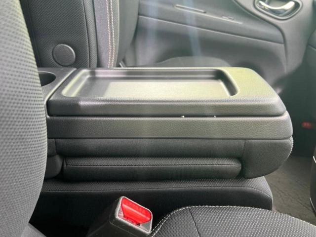 セレナ ４ＷＤハイウェイスターＶセレクションプラスセーフティ　新品タイヤ／保証書／純正　ＳＤナビ／衝突安全装置／両側電動スライドドア／車線逸脱防止支援システム／ヘッドランプ　ＬＥＤ／Ｂｌｕｅｔｏｏｔｈ接続／ＥＴＣ／ＥＢＤ付ＡＢＳ／横滑り防止装置　バックカメラ（32枚目）