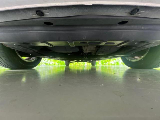 セレナ ４ＷＤハイウェイスターＶセレクションプラスセーフティ　新品タイヤ／保証書／純正　ＳＤナビ／衝突安全装置／両側電動スライドドア／車線逸脱防止支援システム／ヘッドランプ　ＬＥＤ／Ｂｌｕｅｔｏｏｔｈ接続／ＥＴＣ／ＥＢＤ付ＡＢＳ／横滑り防止装置　バックカメラ（43枚目）