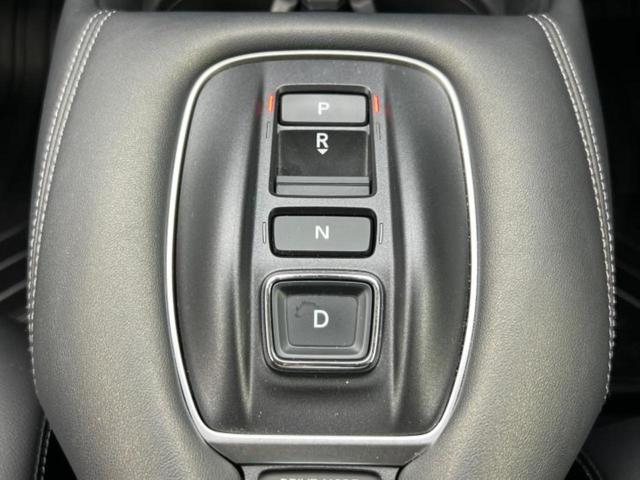 ZR-V 4WD eHEV Z 新品タイヤ/ディスプレイオーディオ+ナビ9インチ/ホンダセンシング/シートヒーター/マルチビューカメラシステム/車線逸脱防止支援システム/シート フルレザー/電動バックドア 革シート バックカメラ(18枚目)