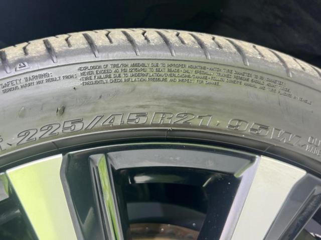 クラウンクロスオーバー ４ＷＤ　ＲＳアドバンスド　新品タイヤ／純正エアロ／保証書／ディスプレイオーディオ＋ナビ／衝突安全装置／シートヒーター／パノラミックビューモニター／車線逸脱防止支援システム／シート　合皮／ドライブレコーダー　前後　全周囲カメラ（47枚目）