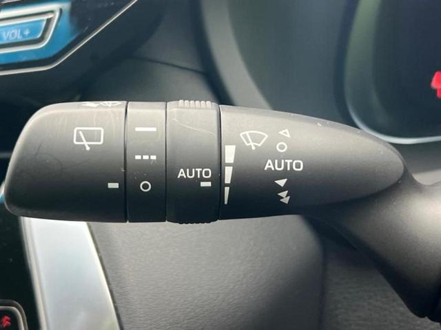 ハリアーハイブリッド 4WD G 新品タイヤ/純正エアロ/保証書/ディスプレイオーディオ/デジタルインナーミラー/衝突安全装置/車線逸脱防止支援システム/シート ハーフレザー/電動バックドア/ヘッドランプ LED 衝突被害軽減システム(15枚目)