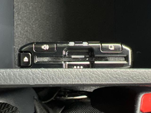 国産車から輸入車まで多様なお客様のニーズのお応えできるように、全国規模で豊富な在庫展開！車のことならＷＥＣＡＲＳへ！