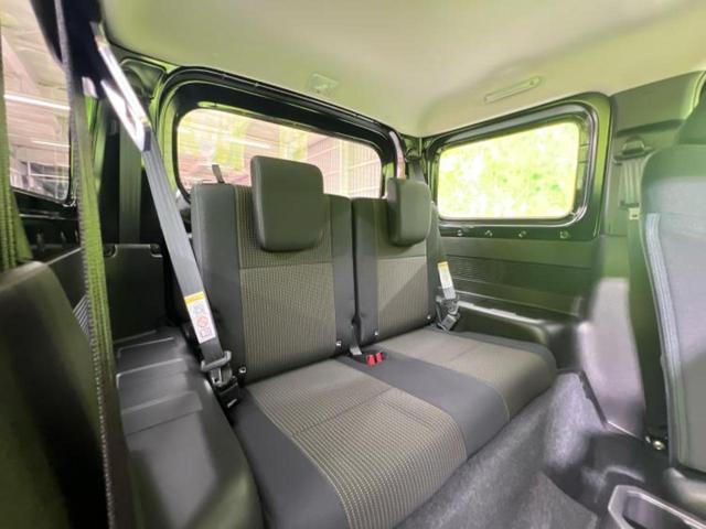 ジムニー ４ＷＤ　ＸＣ　保証書／社外　１０インチ　ＳＤナビ／衝突安全装置／シートヒーター／車線逸脱防止支援システム／ヘッドランプ　ＬＥＤ／Ｂｌｕｅｔｏｏｔｈ接続／ＥＴＣ／ＡＢＳ／横滑り防止装置／フルセグＴＶ／禁煙車　４ＷＤ（5枚目）