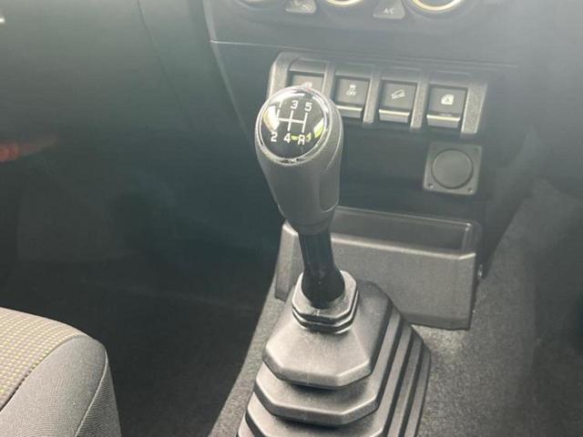 ジムニー ４ＷＤ　ＸＣ　保証書／社外　１０インチ　ＳＤナビ／衝突安全装置／シートヒーター／車線逸脱防止支援システム／ヘッドランプ　ＬＥＤ／Ｂｌｕｅｔｏｏｔｈ接続／ＥＴＣ／ＡＢＳ／横滑り防止装置／フルセグＴＶ／禁煙車　４ＷＤ（17枚目）