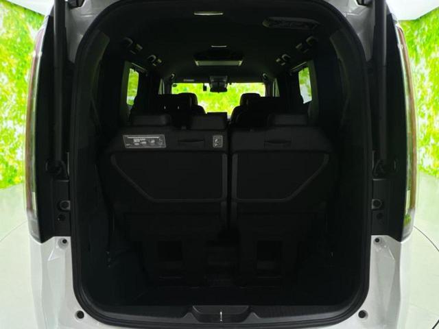 ステップワゴン 4WDスパーダ 新品タイヤ/純正 10インチ SDナビ/フリップダウンモニター/衝突安全装置/両側電動スライドドア/シートヒーター/車線逸脱防止支援システム/シート ハーフレザー/電動バックドア 衝突被害軽減システム(20枚目)