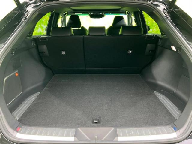 ハリアー 4WD Zレザーパッケージ 調光パノラマルーフ/JBL/保証書/ディスプレイオーディオ+ナビ/デジタルインナーミラー/衝突安全装置/エアーシート 前席/車線逸脱防止支援システム/シート フルレザー/電動バックドア 革シート(8枚目)