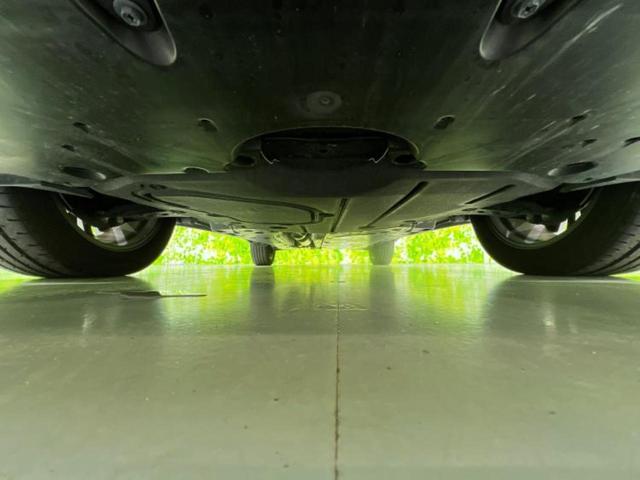 ハリアー 4WD Zレザーパッケージ 調光パノラマルーフ/JBL/保証書/ディスプレイオーディオ+ナビ/デジタルインナーミラー/衝突安全装置/エアーシート 前席/車線逸脱防止支援システム/シート フルレザー/電動バックドア 革シート(42枚目)