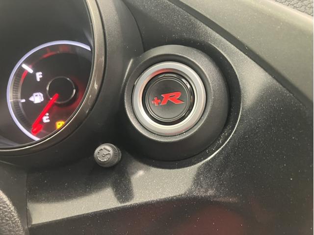 シビック タイプＲ　６速ＭＴ　社外メモリーナビ　ワンセグＴＶ　Ｂｌｕｅｔｏｏｔｈ　ＥＴＣ　クルーズコントロール　Ｗｅｄｓスポーツアルミホイール　エアロ　ＶＳＡ　ＬＥＤヘッドライト　スマートキー２個　ナビＴＶ　記録簿（9枚目）