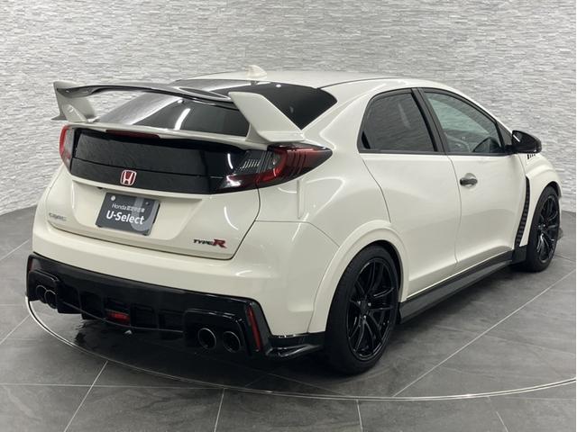 シビック タイプＲ　６速ＭＴ　社外メモリーナビ　ワンセグＴＶ　Ｂｌｕｅｔｏｏｔｈ　ＥＴＣ　クルーズコントロール　Ｗｅｄｓスポーツアルミホイール　エアロ　ＶＳＡ　ＬＥＤヘッドライト　スマートキー２個　ナビＴＶ　記録簿（28枚目）
