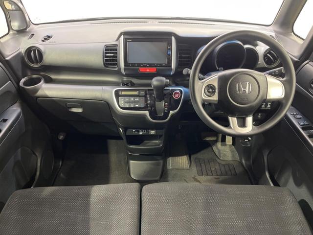 N-BOX G・Lパッケージ 両側電動ドア SDナビ 後席モニター バックカメラ 禁煙車 スマートキー ビルトインETC オートエアコン 純正 Bluetooth接続 CD DVD再生 フルセグ(2枚目)