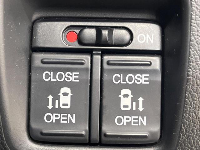 N-BOX G・Lパッケージ 両側電動ドア SDナビ 後席モニター バックカメラ 禁煙車 スマートキー ビルトインETC オートエアコン 純正 Bluetooth接続 CD DVD再生 フルセグ(6枚目)