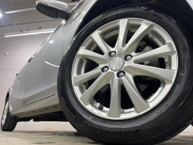 アクア S SDナビ 禁煙車 スマートキー ETC オートライト オートエアコン 純正15インチアルミ Bluetooth 地デジTV(13枚目)