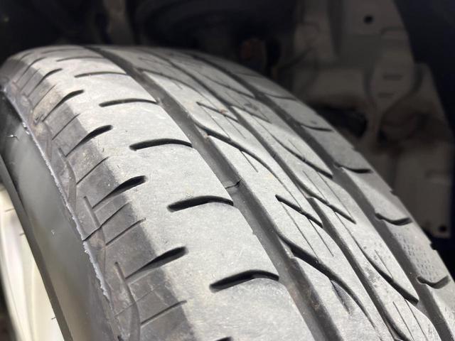 アクア S SDナビ 禁煙車 スマートキー ETC オートライト オートエアコン 純正15インチアルミ Bluetooth 地デジTV(50枚目)