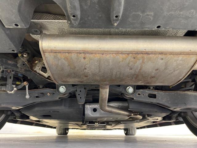 プリウス Aプレミアム ツーリングセレクション 純正SDナビ バックカメラ 衝突被害軽減システム 禁煙車 レザーシート パワーシート ドラレコ コーナーセンサー スマートキー LEDヘッド ビルトインETC クルコン オートハイビーム(19枚目)