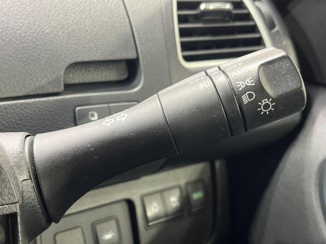 セレナ ハイウェイスター S-ハイブリッド 両側電動ドア SDナビ 後席モニター 禁煙車 スマートキー LEDヘッド ビルトインETC クルコン 車線逸脱警報 オートライト オートエアコン 純正16インチアルミ リアエアコン(39枚目)