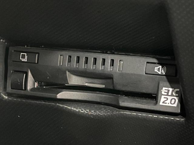 ライズ Ｚ　バックカメラ　衝突被害軽減システム　レーダークルーズ　禁煙車　ドラレコ　スマートキー　ＬＥＤヘッド　ナビ連動ＥＴＣ　純正１７インチアルミ　オートハイビーム　オートライト　オートエアコン（6枚目）