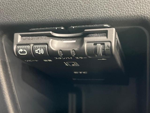 タント カスタムＸ　トップエディションＳＡＩＩＩ　電動スライドドア　バックカメラ　衝突被害軽減システム　禁煙車　ハーフレザーシート　シートヒーター　スマートキー　ＬＥＤヘッド　ＥＴＣ　純正１４インチアルミ　オートハイビーム　オートライト（7枚目）