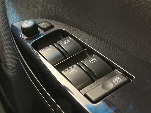 タント カスタムＸ　トップエディションＳＡＩＩＩ　電動スライドドア　バックカメラ　衝突被害軽減システム　禁煙車　ハーフレザーシート　シートヒーター　スマートキー　ＬＥＤヘッド　ＥＴＣ　純正１４インチアルミ　オートハイビーム　オートライト（39枚目）