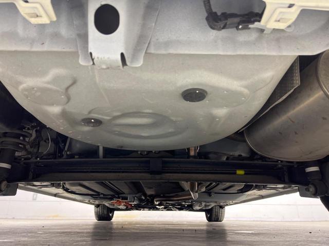 シエンタ ハイブリッドＧ　クエロ　両側電動ドア　純正ＳＤナビ　バックカメラ　衝突被害軽減システム　禁煙車　ハーフレザーシート　スマートキー　ＬＥＤヘッド　ビルトインＥＴＣ　クルコン　オートハイビーム　車線逸脱警報　オートライト（21枚目）