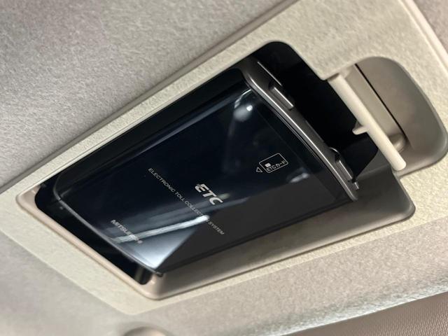 【ＥＴＣ】高速道路の料金所をストレスなく通過！話題のスポットやサービスエリアに多い「スマートＩＣ」利用時は必須のアイテムです。当店でセットアップを実施、ご納車当日からすぐにご利用いただけます！