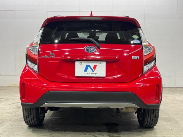 アクア クロスオーバー 純正SDナビ バックカメラ 衝突被害軽減システム ハーフレザーシート スマートキー LEDヘッド ビルトインETC 純正16インチアルミ オートライト オートエアコン Bluetooth CD(2枚目)