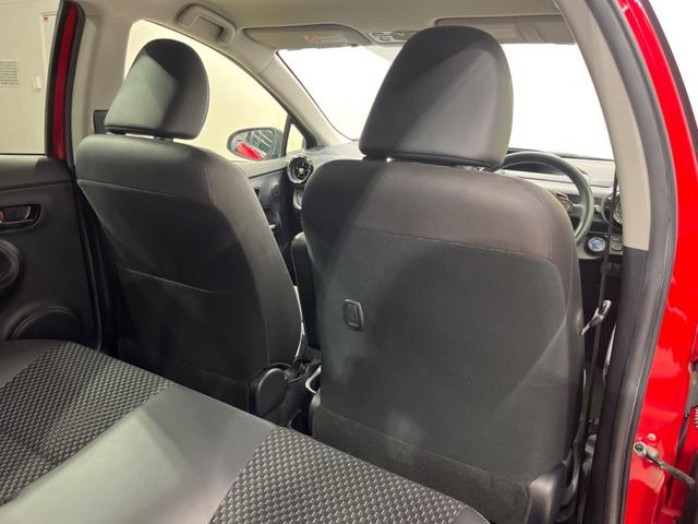 アクア クロスオーバー 純正SDナビ バックカメラ 衝突被害軽減システム ハーフレザーシート スマートキー LEDヘッド ビルトインETC 純正16インチアルミ オートライト オートエアコン Bluetooth CD(8枚目)