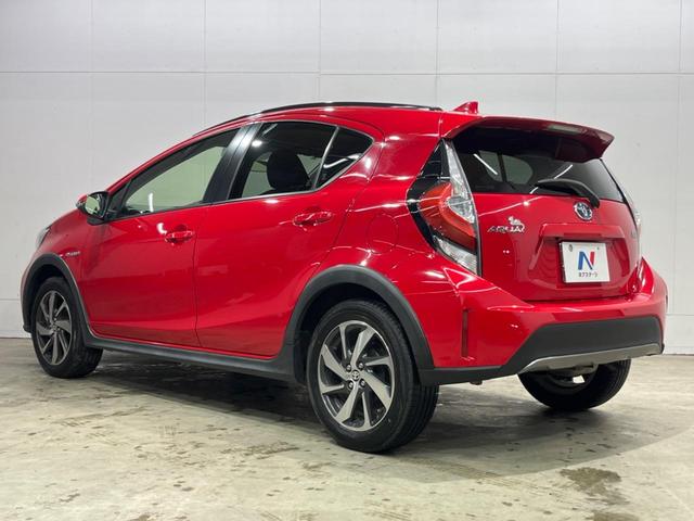 アクア クロスオーバー 純正SDナビ バックカメラ 衝突被害軽減システム ハーフレザーシート スマートキー LEDヘッド ビルトインETC 純正16インチアルミ オートライト オートエアコン Bluetooth CD(32枚目)