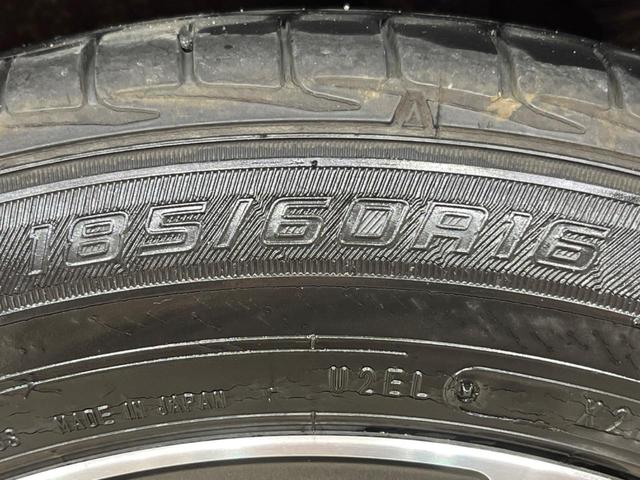 アクア クロスオーバー 純正SDナビ バックカメラ 衝突被害軽減システム ハーフレザーシート スマートキー LEDヘッド ビルトインETC 純正16インチアルミ オートライト オートエアコン Bluetooth CD(37枚目)