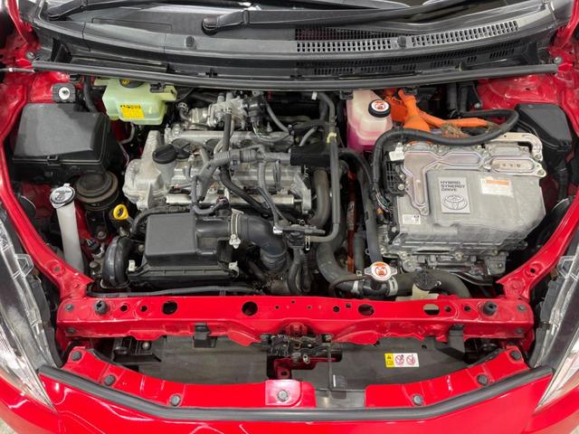 アクア クロスオーバー 純正SDナビ バックカメラ 衝突被害軽減システム ハーフレザーシート スマートキー LEDヘッド ビルトインETC 純正16インチアルミ オートライト オートエアコン Bluetooth CD(49枚目)