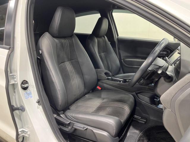 ヴェゼル ハイブリッドＲＳ・ホンダセンシング　ＳＤナビ　バックカメラ　衝突被害軽減システム　レーダークルーズ　禁煙車　ハーフレザーシート　スマートキー　ＬＥＤヘッド　ビルトインＥＴＣ　純正１８インチアルミ　オートライト　デュアルエアコン（9枚目）