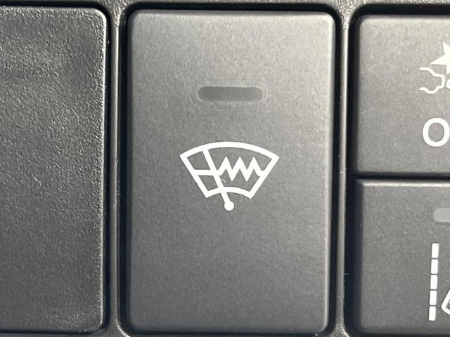 ヴェゼル ハイブリッドＲＳ・ホンダセンシング　ＳＤナビ　バックカメラ　衝突被害軽減システム　レーダークルーズ　禁煙車　ハーフレザーシート　スマートキー　ＬＥＤヘッド　ビルトインＥＴＣ　純正１８インチアルミ　オートライト　デュアルエアコン（33枚目）