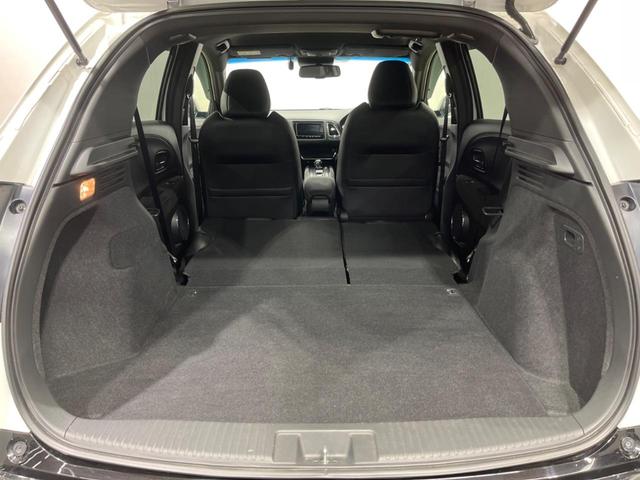 ヴェゼル ハイブリッドＲＳ・ホンダセンシング　ＳＤナビ　バックカメラ　衝突被害軽減システム　レーダークルーズ　禁煙車　ハーフレザーシート　スマートキー　ＬＥＤヘッド　ビルトインＥＴＣ　純正１８インチアルミ　オートライト　デュアルエアコン（53枚目）