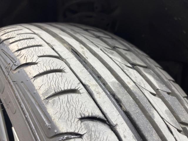 ヴェゼル ハイブリッドＲＳ・ホンダセンシング　ＳＤナビ　バックカメラ　衝突被害軽減システム　レーダークルーズ　禁煙車　ハーフレザーシート　スマートキー　ＬＥＤヘッド　ビルトインＥＴＣ　純正１８インチアルミ　オートライト　デュアルエアコン（61枚目）