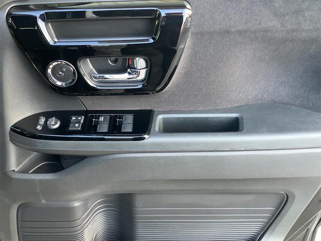 Ｎ－ＢＯＸカスタム 　ドライブレコーダー　バックカメラ　両側スライド・片側電動　ナビ　ＴＶ　クリアランスソナー　オートクルーズコントロール　レーンアシスト　衝突被害軽減システム　オートライト　スマートキー（28枚目）