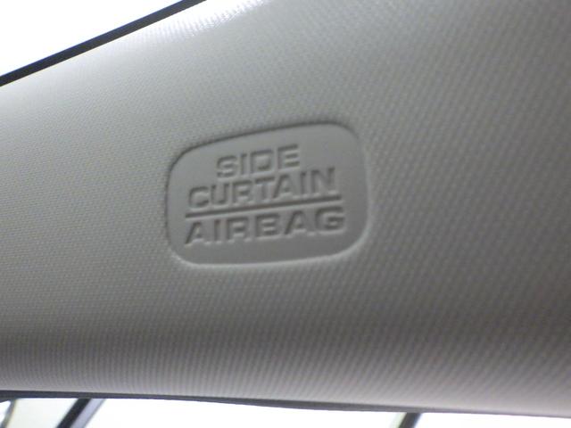 フリード e:HEVクロスター 禁煙車 ホンダコネクト LEDヘッドライト 両側電動スライドドア 純正ナビリアカメラ アルミホイール スマートキー 両席エアバック サイドカーテンエアバック ホンダセンシング ドライブレコーダー(10枚目)