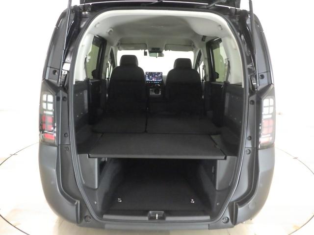 フリード e:HEVクロスター 禁煙車 ホンダコネクト LEDヘッドライト 両側電動スライドドア 純正ナビリアカメラ アルミホイール スマートキー 両席エアバック サイドカーテンエアバック ホンダセンシング ドライブレコーダー(20枚目)