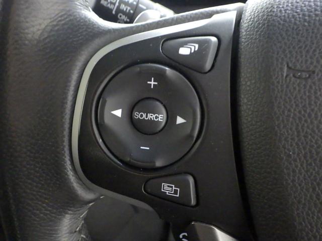 ステップワゴンスパーダ スパーダホンダセンシング 禁煙車 3列シート ワンオーナー ホンダセンシング 両席エアバック 両側電動スライドドア 純正ナビリアカメラ フルオートエアコン リア席モニター LEDヘッドライト スマートキー ETC MTモード(11枚目)