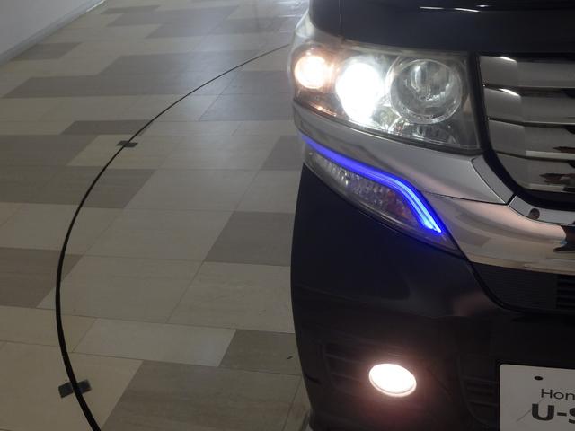 N-BOXカスタム GターボSSパッケージ 禁煙車 クルーズコントロール 両側電動スライドドア 純正ナビリアカメラ アルミホイール フルオートエアコン スマートキー フォグライト ETC 衝突安全ボディ ECON Bモニター ワンオーナー車(2枚目)