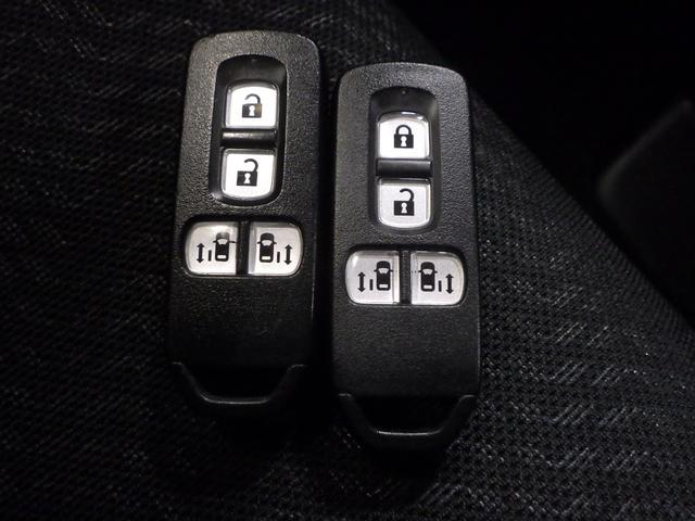 N-BOXカスタム GターボSSパッケージ 禁煙車 クルーズコントロール 両側電動スライドドア 純正ナビリアカメラ アルミホイール フルオートエアコン スマートキー フォグライト ETC 衝突安全ボディ ECON Bモニター ワンオーナー車(14枚目)