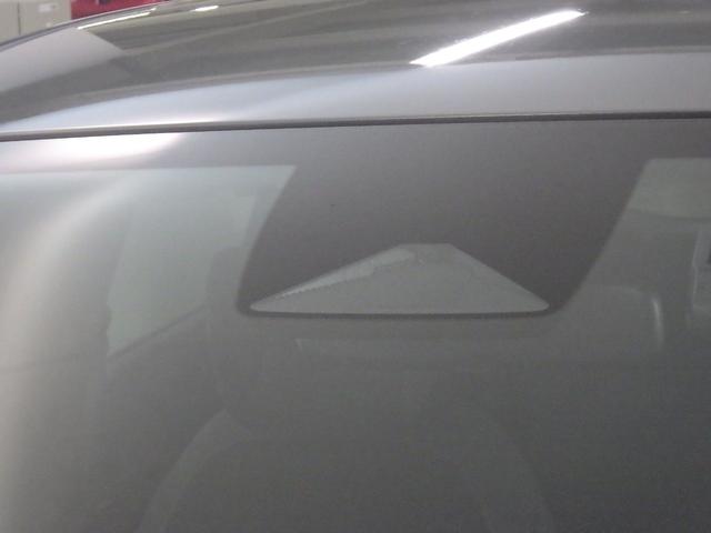 フィット e:HEVRS 禁煙車 元デモカー 純正ナビリアカメラ ドライブレコーダー 両席エアバック サイドカーテンエアバック LEDヘッドライト MTモード アルミホイール スマートキー ETC ホンダセンシング&コネクト(3枚目)