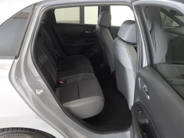 フィット e:HEVRS 禁煙車 元デモカー 純正ナビリアカメラ ドライブレコーダー 両席エアバック サイドカーテンエアバック LEDヘッドライト MTモード アルミホイール スマートキー ETC ホンダセンシング&コネクト(18枚目)