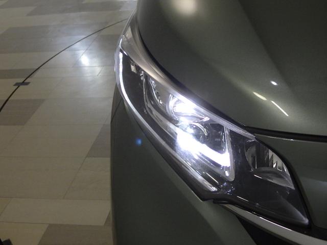 ＬＥＤヘッドライト！省電力で明るく遠くまで照らし、夜道や雨天時などの安心感を高めます☆点灯の瞬間から光量を放つＬＥＤの特性により、トンネルへの進入直後などでも安心感のある視界を提供します！