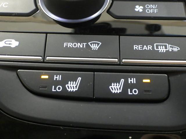 背中とお尻がポッカポカで心地よいシートヒーターも装備されています。真冬でも数十秒で効き始めるので寒さが苦手な方の必需品です☆