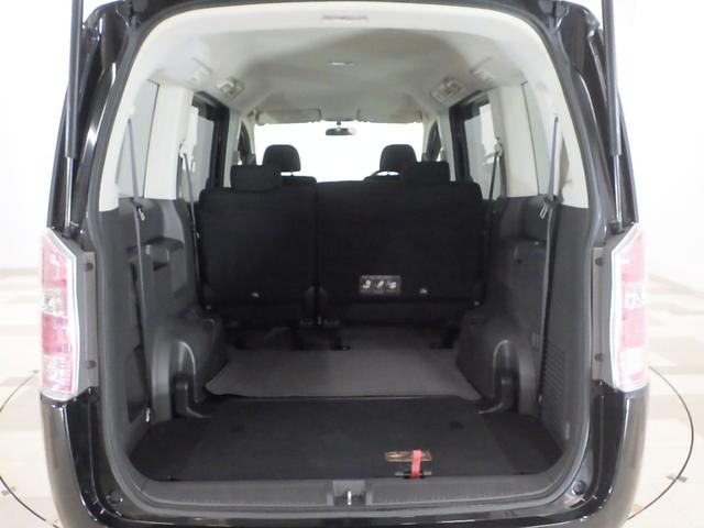 ステップワゴン Ｇ　禁煙車　ワンオーナー　オートエアコン　３列シート　純正ナビリアカメラ　リモコンキー　ハロゲンヘッドライト　両側スライドドア　パワステ　パワーウインドウ　アルミホイール　両席エアバック　ＥＴＣ　ＰＷ（17枚目）