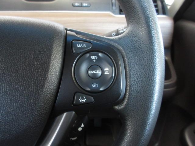 フリード Ｇ・ホンダセンシング　禁煙車　キャプテンシート　ワンオーナードライブレコーダー　純正ナビリアカメラ　両側電動スライドドア　両席エアバック　ＥＴＣ　ホンダセンシング　ＬＥＤヘッドライト　スマーキー　クルーズコントロール（10枚目）