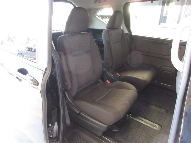 フリード Ｇ・ホンダセンシング　禁煙車　キャプテンシート　ワンオーナードライブレコーダー　純正ナビリアカメラ　両側電動スライドドア　両席エアバック　ＥＴＣ　ホンダセンシング　ＬＥＤヘッドライト　スマーキー　クルーズコントロール（16枚目）