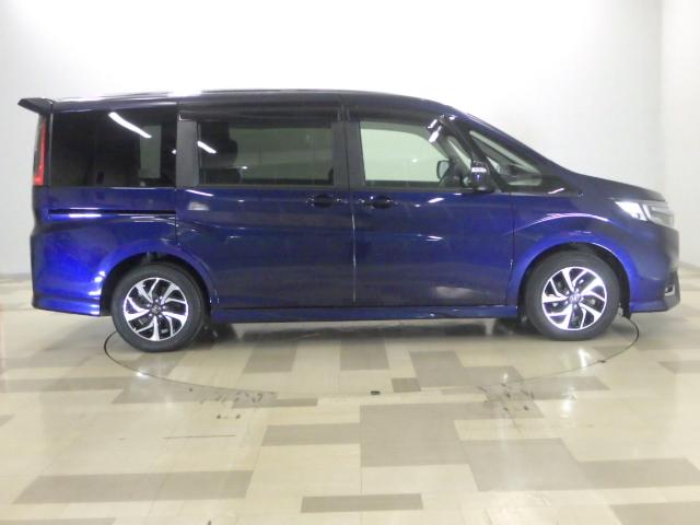 ステップワゴンスパーダ スパーダホンダセンシング 禁煙車 盗難防止 助手席エアバッグ ワンオーナ- Wパワスラ 地デジ LEDライト 横滑り防止システム オートエアコン リアカメラ USB ナビ&TV 三列シート アイドリングS ETC付 スマ鍵(27枚目)