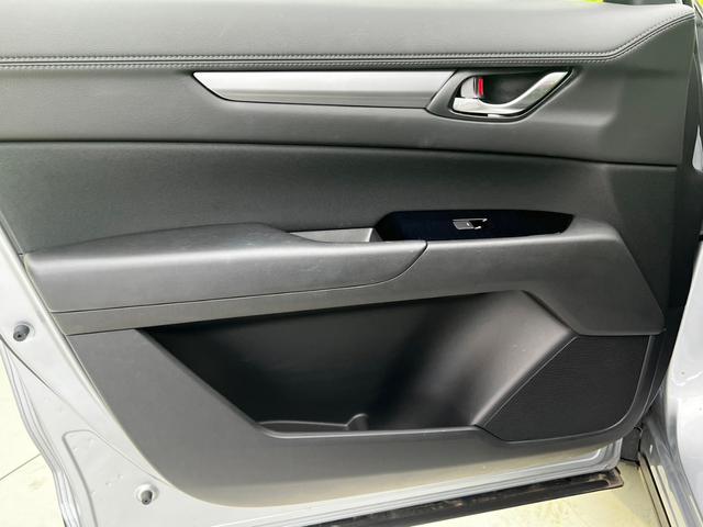 4WD XDプロアクティブ 純正 メモリーナビ/シートヒーター 前席/全方位モニター/車線逸脱防止支援システム/パーキングアシスト バックガイド/電動バックドア/ヘッドランプ LED/ETC/EBD付ABS 全周囲カメラ 4WD(21枚目)
